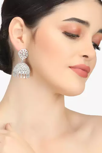 Silver-plated handcrafted maang tikka with earrings