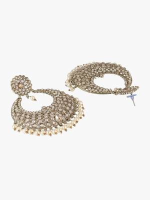 Gold-plated handcrafted yellow maang tikka with earrings 4