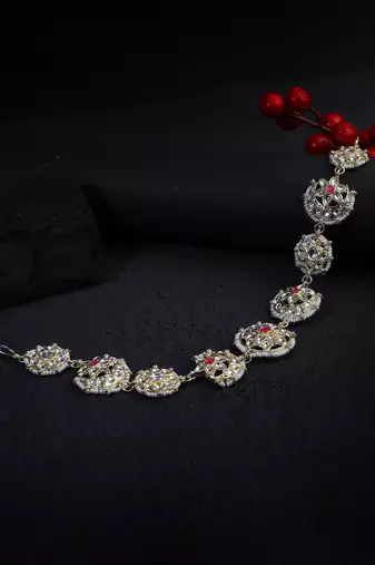 Women gold plated floral kundan pearl studded matha pati