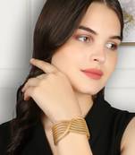 Women gold plated textured bracelet