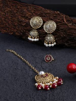 Pack of 3 gold-plated pearl-tessel earrings, maangtika & nosepin 1