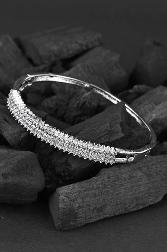 Women rhodium-plated stone studded bracelet