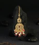 Women gold-plated stone-studded pearl temple maangtikka
