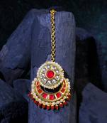 Women gold-plated stone-studded pearl temple maangtikka