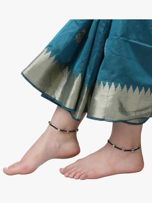 Set of 2 silver-plated black thread handcrafted  flower  anklets 2