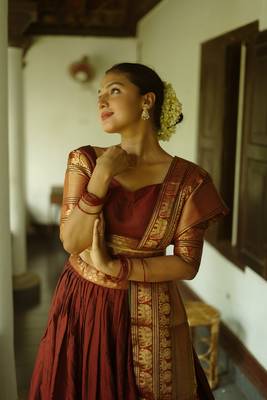 Maroon Color Narayan Pet with Zari Weaving Work Lehenga choli 3