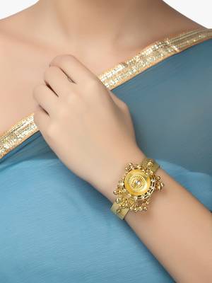 Women 24ct gold-plated cuff bracelet 2