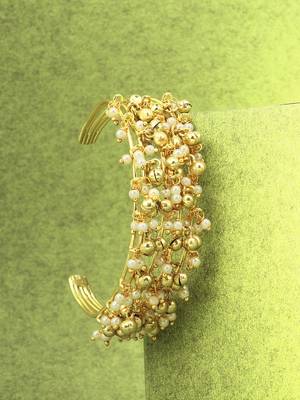 Women 24ct gold-plated cuff bracelet 1