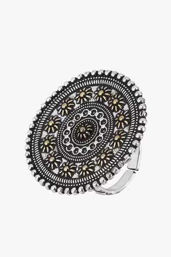 Silver plated circular dual tone adjustable finger ring