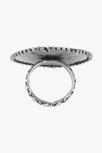 Silver plated circular dual tone adjustable finger ring