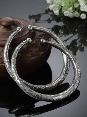 Sashagerman oxidised silver floral design anklets pair 2