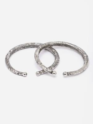 Sashagerman oxidised silver floral design anklets pair 4