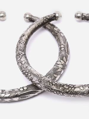 Sashagerman oxidised silver floral design anklets pair 5