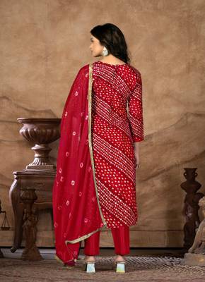 Red Colour Fancy Festive Salwaar Kameez For Girlish Trendy Looks 2