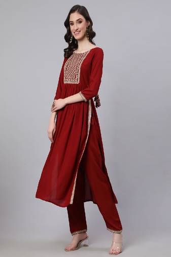 Maroon Embroidered Viscose Rayon Kurta Set