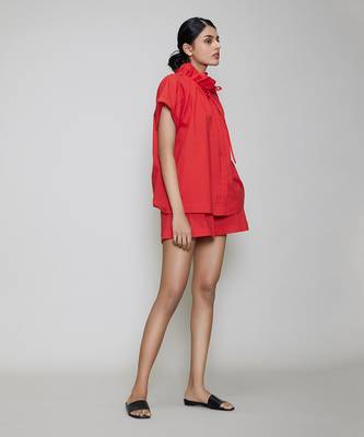 Red tora & shorts set 2