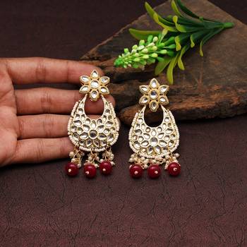 Maroon color kundan earrings 1