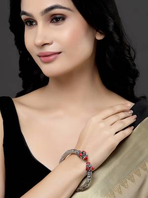 Sasha oxidised german silver vintage style bangle kada with red stone studded 2