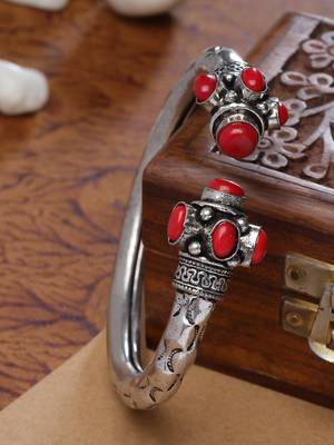 Sasha oxidised german silver vintage style bangle kada with red stone studded 1