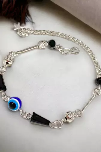 White Alloy Silver Plated Metallic Evil Eye Bracelet