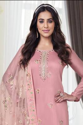 Pink Floral Embroidery Viscose Pakistani Salwar Kameez 2
