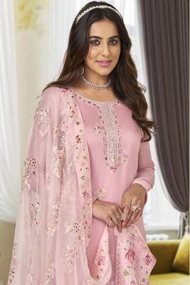 Pink Floral Embroidery Viscose Pakistani Salwar Kameez 3