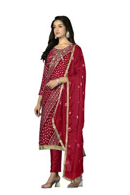 Women's red hand work with bandhani printed dupatta premium jam cotton dress material 2
