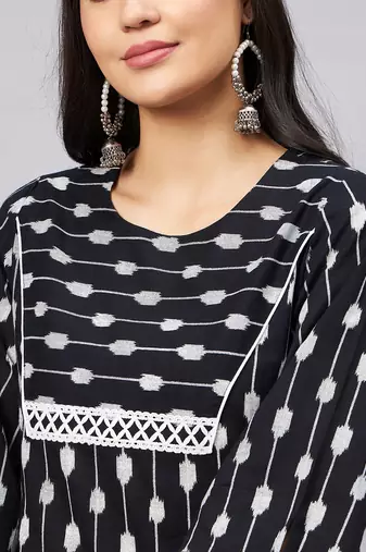Winered women black ikat print with lace at yoke kurta