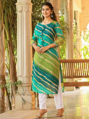 Yufta women green leheriya and cotton lining straight kurta 2