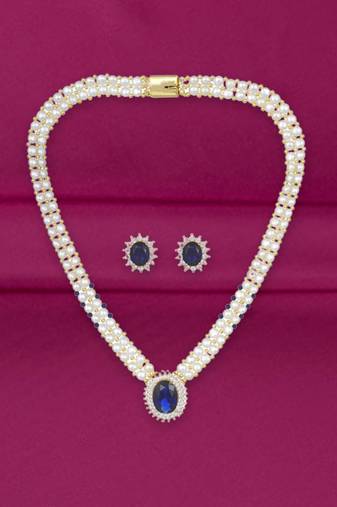 White pearl necklace-sets