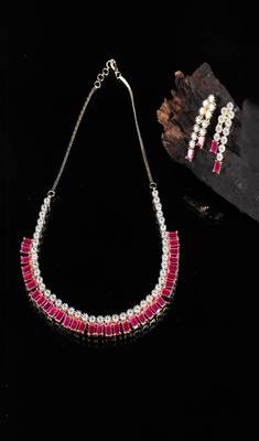 Pink necklace-sets 1