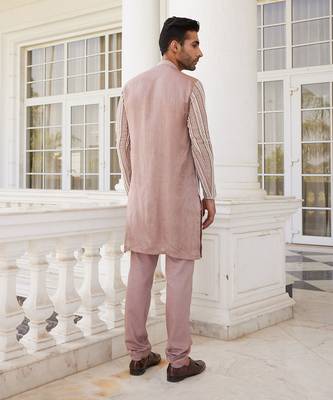 Salmon pink sevyn kurta set 3
