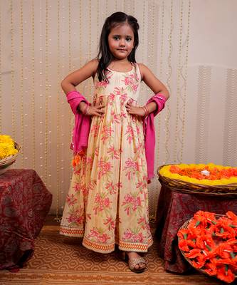 Yellow full length block printed kurta set 1