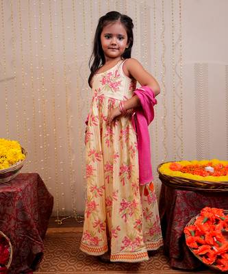 Yellow full length block printed kurta set 2