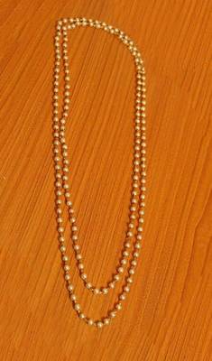 White Pearl Necklaces 1