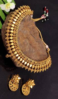 Gold necklaces 1