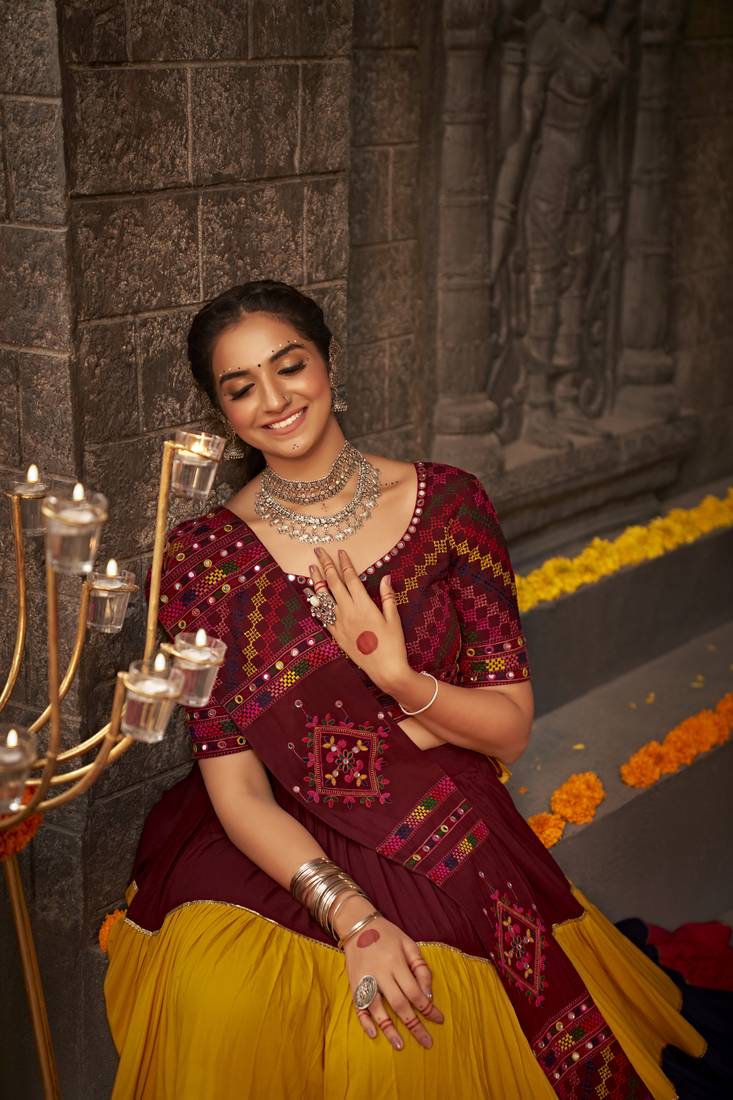 MULTICOLOR THREAD EMBROIDERED WITH MIRROR WORK VISCOSE RAYON TRADITIONAL NAVRATRI 22 METER FLAIR LEHENGA CHOLI