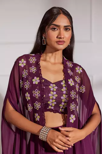 Wine croptop and sharara with cape