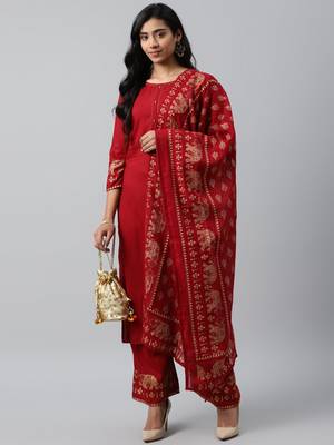 Yufta women maroon and golden pure cotton solid kurta with palazzos and dupatta 5