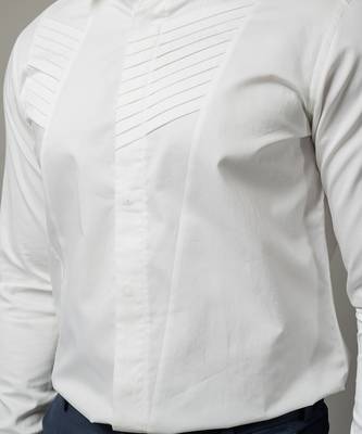 White cross pleated shirt 3