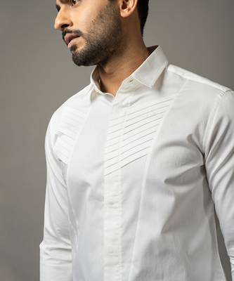 White cross pleated shirt 4