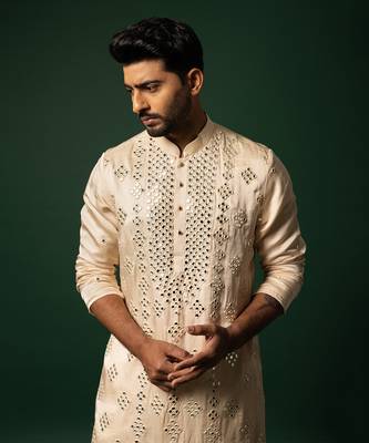 Pink mirror work kurta set 4