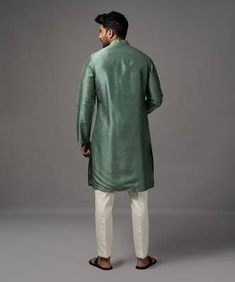 Green silk embroidered kurta set 2