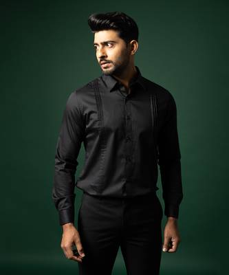 Black side stripes shirt 4
