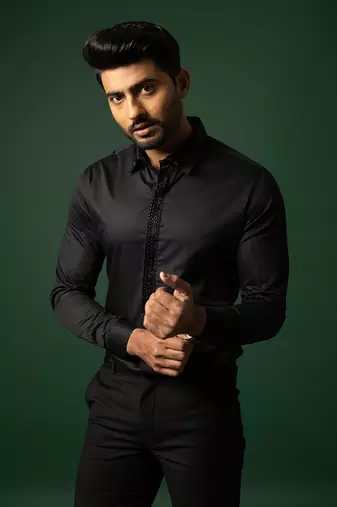 Black shirt