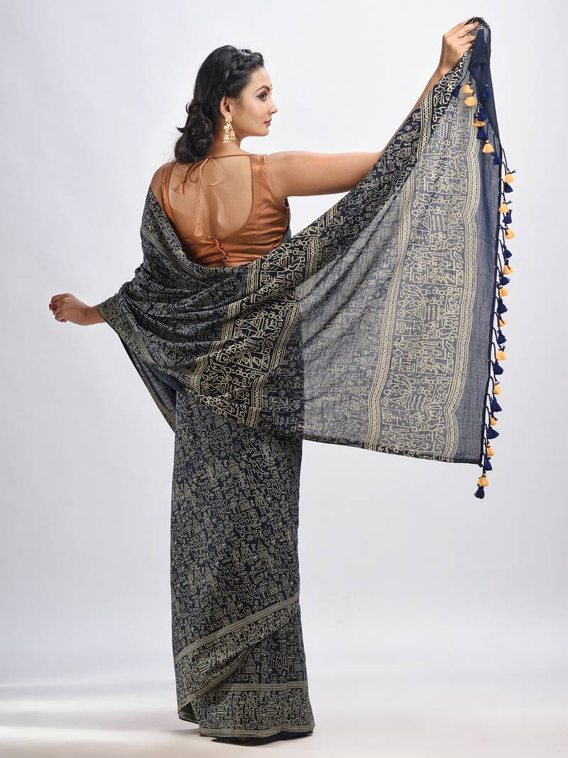 Nevy blue cotton dolls Printed Saree