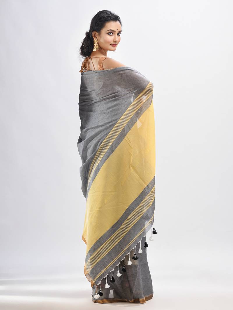 Grey Cotton With Zari Pallu And Zari Border Handloom Saree Without Blouse