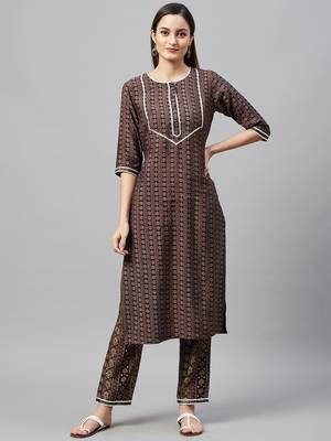 V TRADITION Women Brown  Beige Floral Print Kurta with Trousers 1