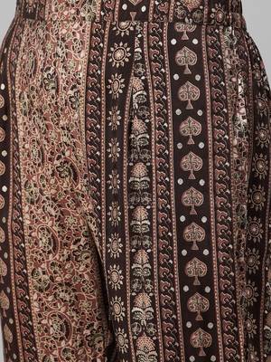 V TRADITION Women Brown  Beige Floral Print Kurta with Trousers 3