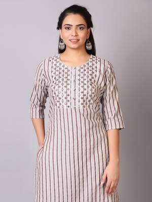 V TRADITION Women Grey Striped Kurta with Palazzos 2